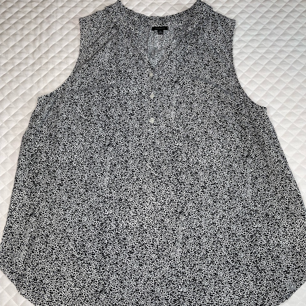 Talbots Ruffled Split Neck Shell in mini Animal Print - Picture 2 of 10